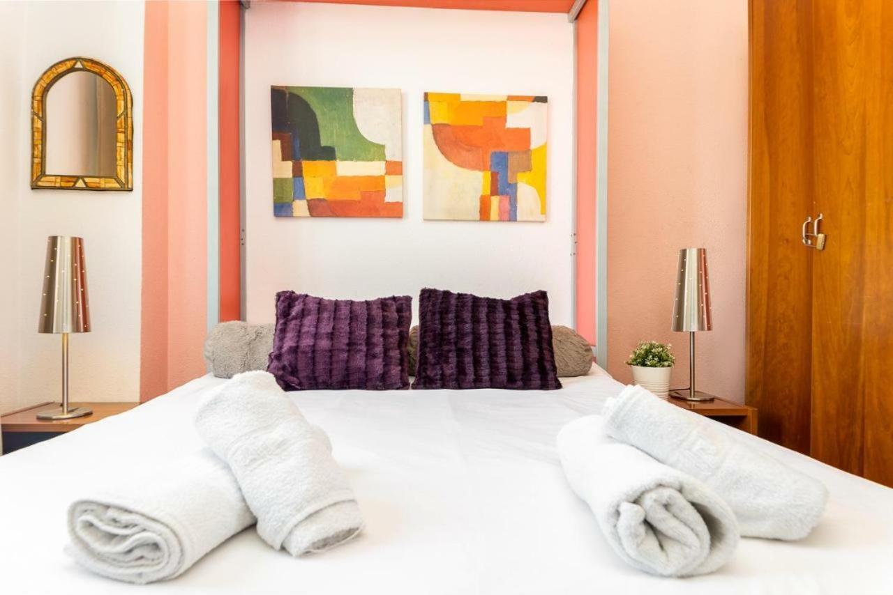 Lovely With River Views And Parking Appartement Málaga